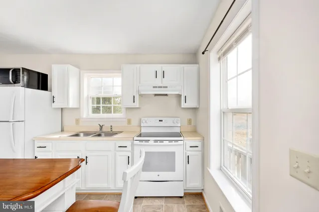 $299,000 | 24155 Revercomb Road, Lignum, VA 22726