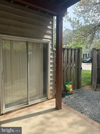 $1,350 | 8469 Silverdale Road, Lorton, VA 22079