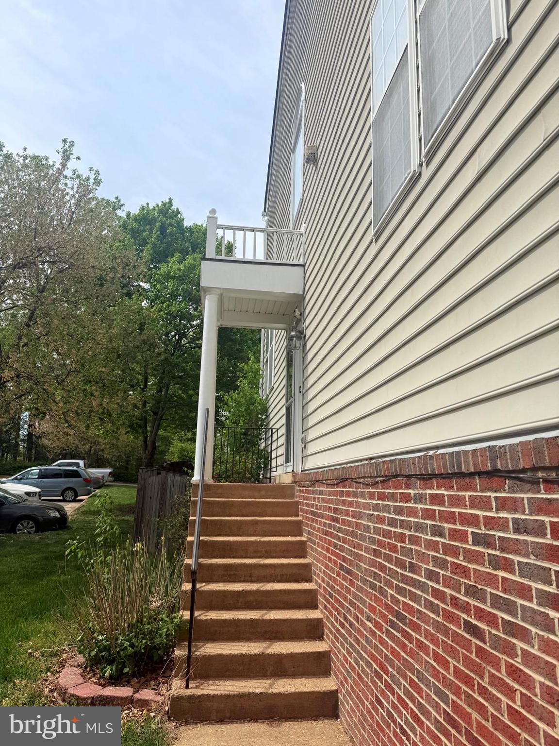 8469 Silverdale Road Lorton, VA 22079 - Photo 4 of 25