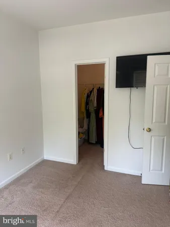 $1,350 | 8469 Silverdale Road, Lorton, VA 22079