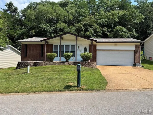 $245,000 | 5018 Country Valley Drive, Imperial, MO 63052