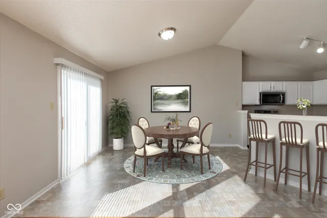 $259,900 | 1421 Lavender Drive, Greenfield, IN 46140