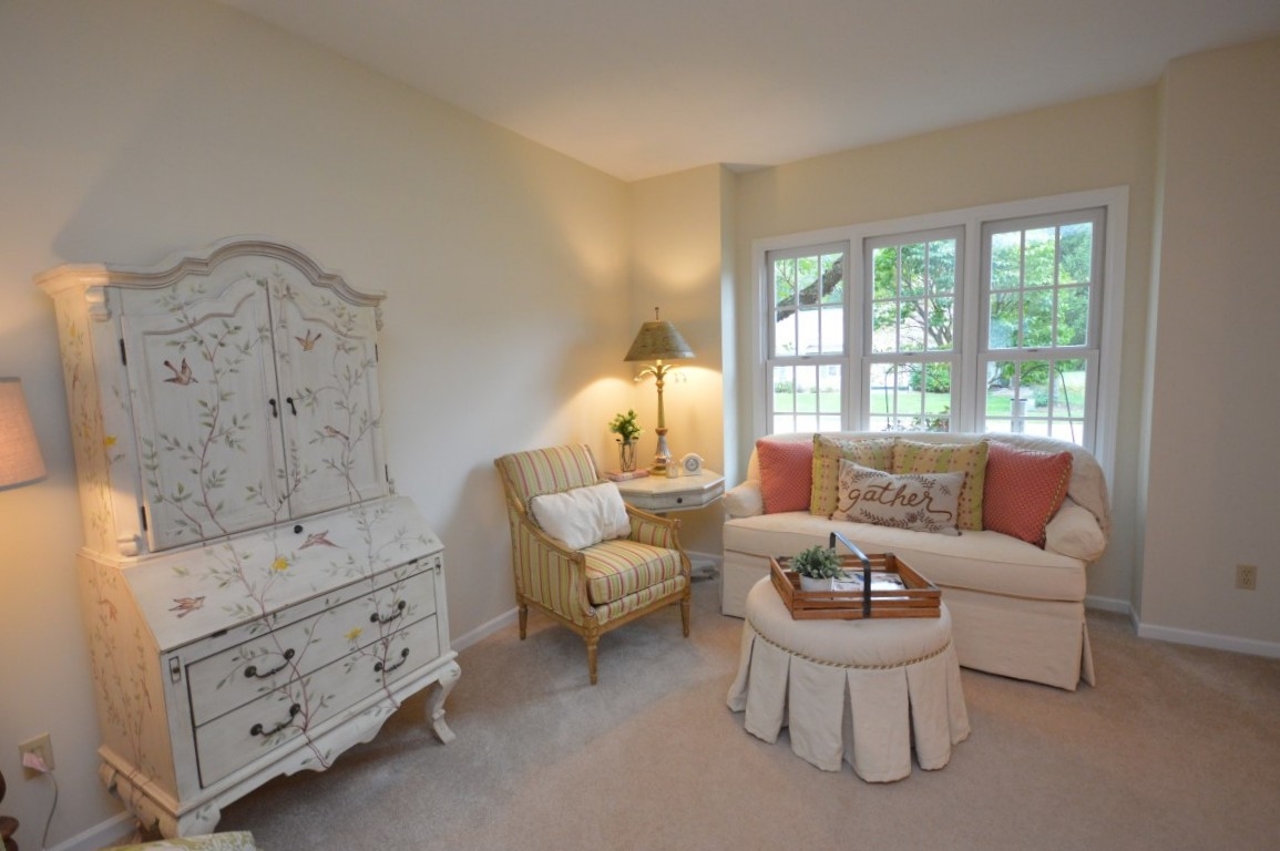 3621 Oak Ridge Drive Elkhart, IN 46517 - Photo 4 of 31