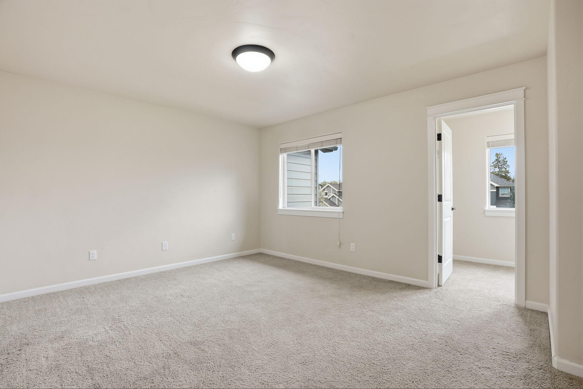 3249 Southwest 28th Street Redmond, OR 97756 - Photo 19 of 36 19-web-or-mls-Riley_Visuals_019