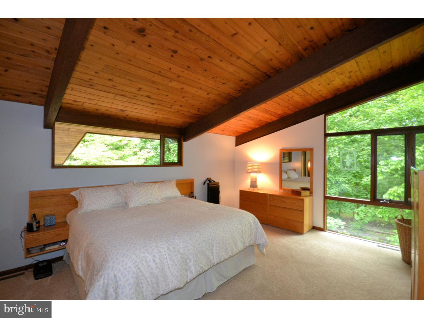 2612 Hill Road Perkiomenville, PA 18074 - Photo 20 of 24 Gallery Image 20