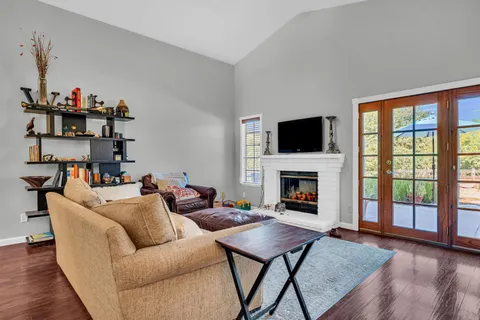 $569,000 | 1008 Suffolk Court, Winters, CA 95694