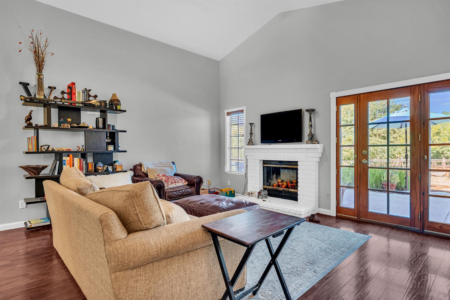 1008 Suffolk Court Winters, CA 95694 - Photo 6 of 30