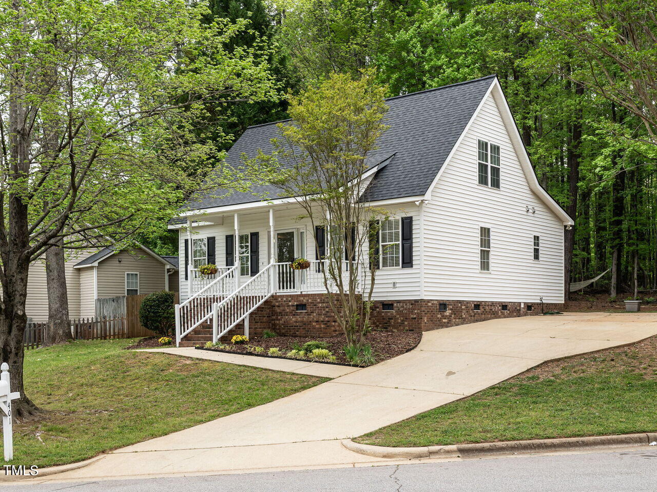 401 Chapwith Road Garner, NC 27529 - Photo 1 of 20 001-1280x960-front