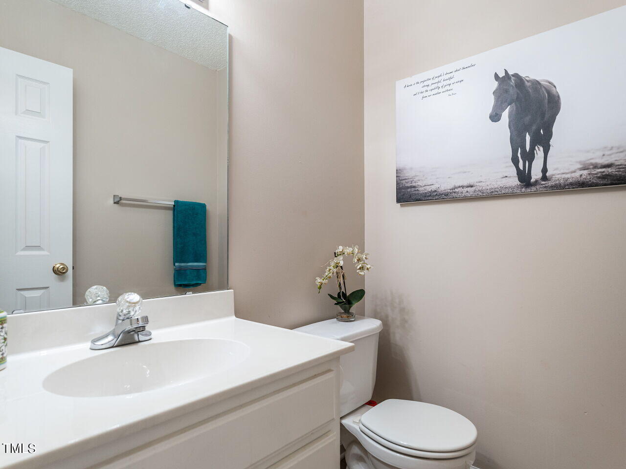 401 Chapwith Road Garner, NC 27529 - Photo 14 of 20 016-1280x960-powder-room