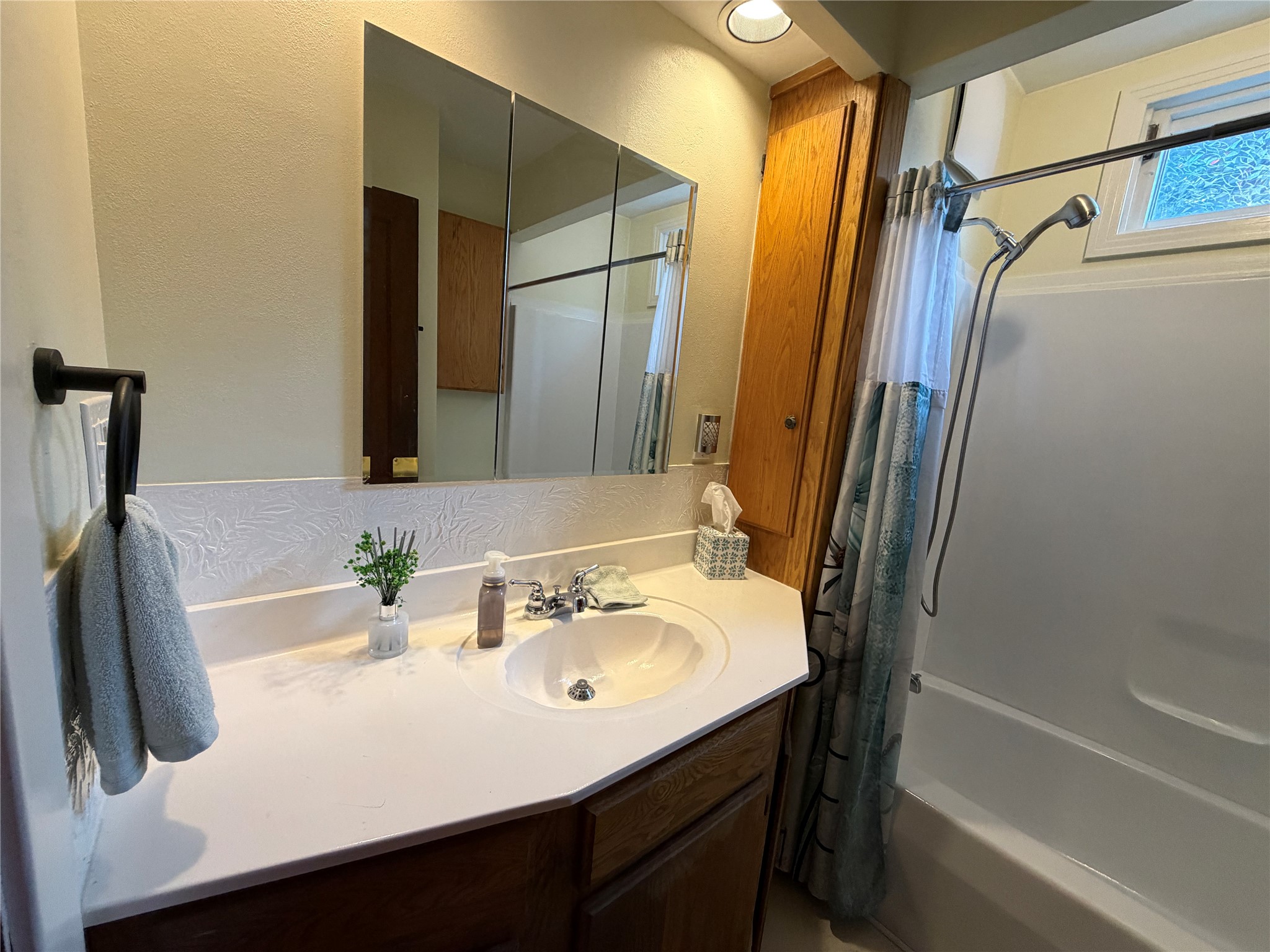 1248 Landon Road Vestal, NY 13850 - Photo 12 of 36