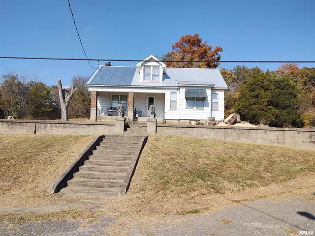 $165,000 | 7280 Buncombe Road, Buncombe, IL 62912