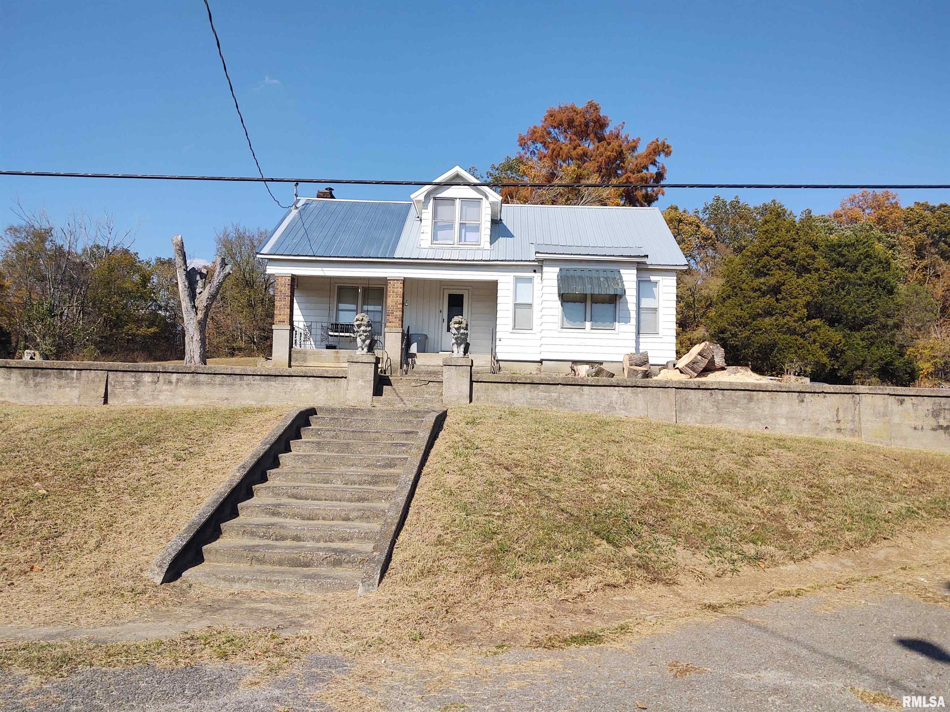 7280 Buncombe Road Buncombe, IL 62912 - Photo 1 of 24