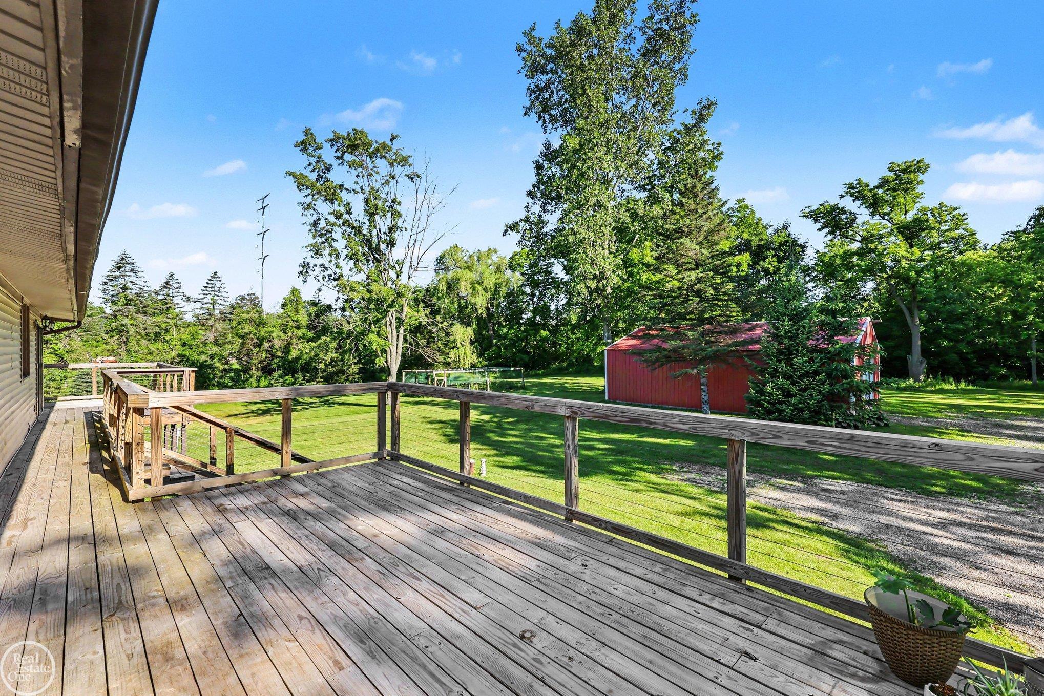 755 East Romeo Road Leonard, MI 48367 - Photo 22 of 33
