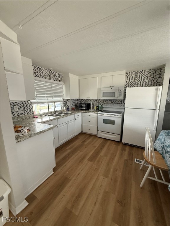 29 Colby Court Naples, FL 34110 - Photo 10 of 15