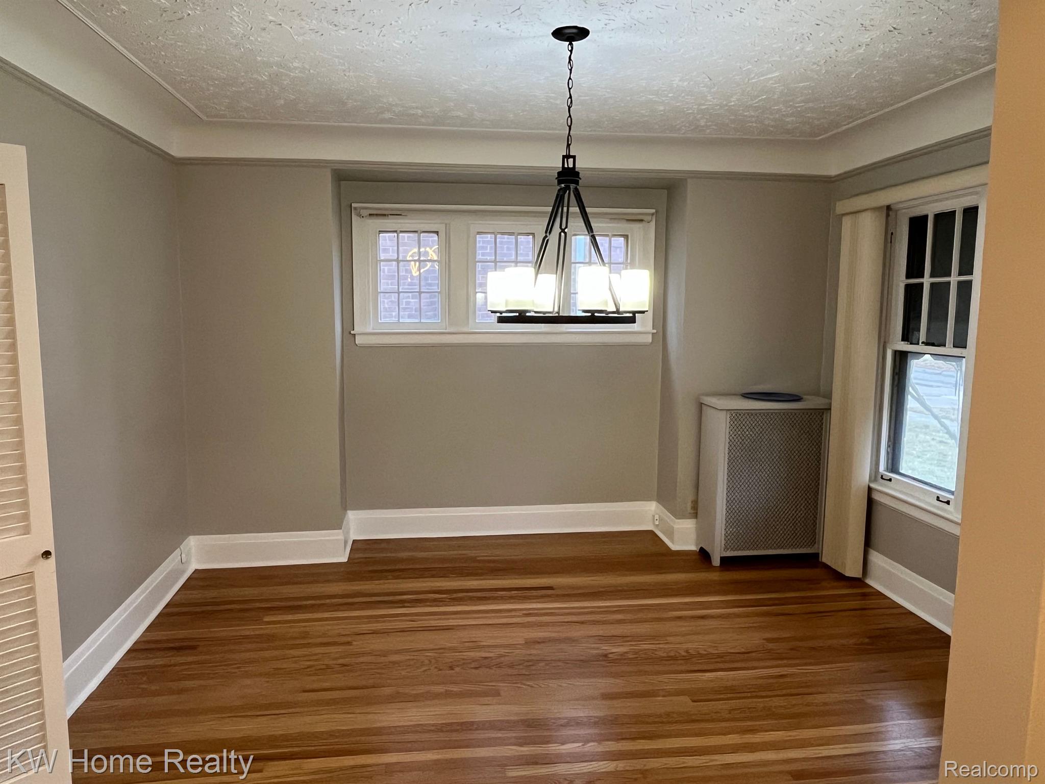 16752 Edinborough Road Detroit, MI 48219 - Photo 15 of 62 Dining room