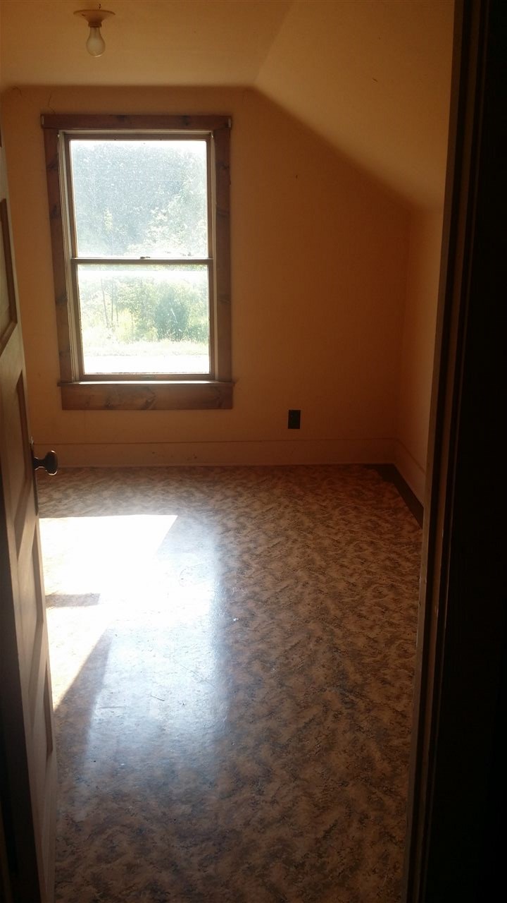 18963 Center Road Traverse City, MI 49686 - Photo 14 of 26 1821764-13.JPG