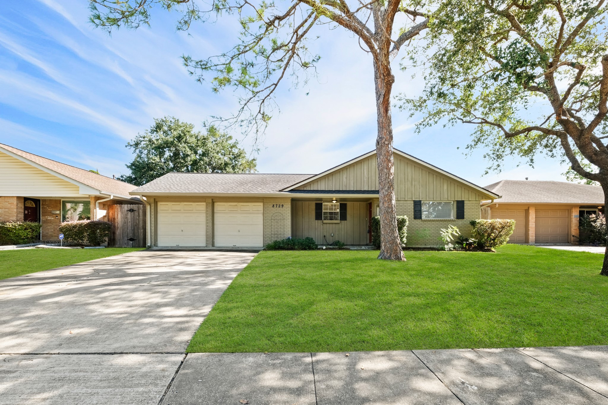 8729 Dunlap Street Houston, TX 77074 - Photo 1 of 15