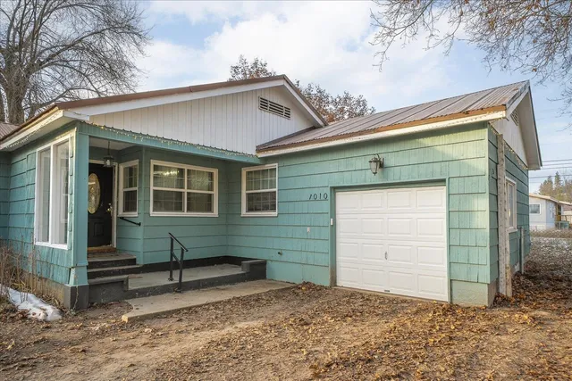 $353,000 | 1010 West Clay Avenue, Chewelah, WA 99109