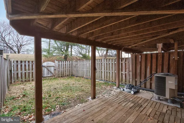 a view of a backyard of the house