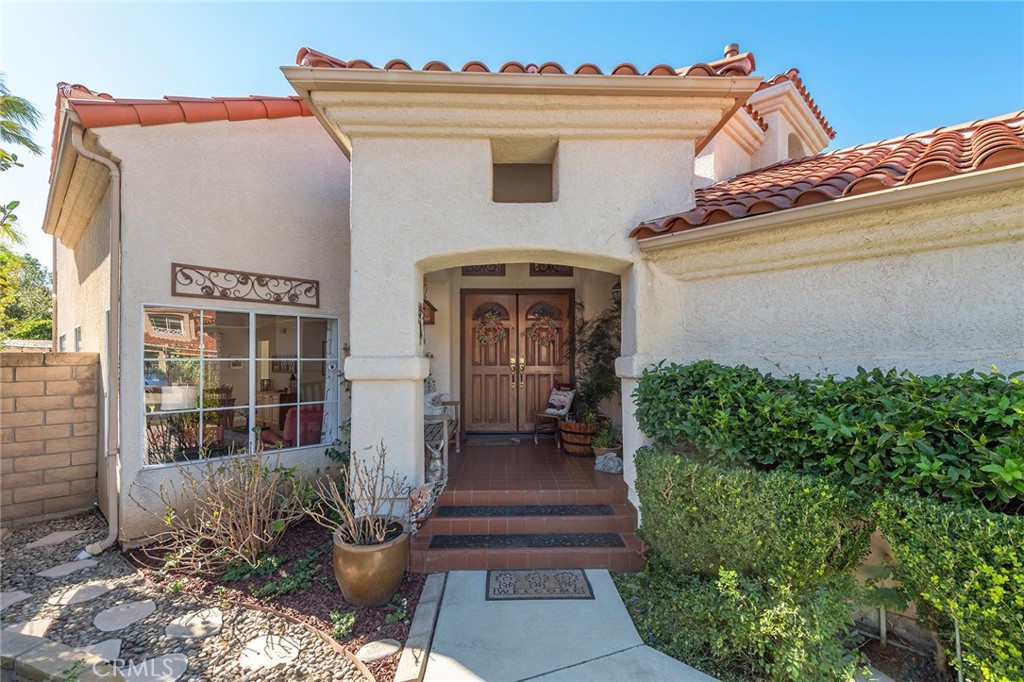 15546 Mallory Court Moorpark, CA 93021 - Photo 3 of 42