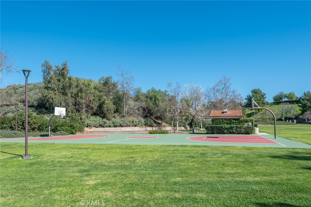 15546 Mallory Court Moorpark, CA 93021 - Photo 40 of 42