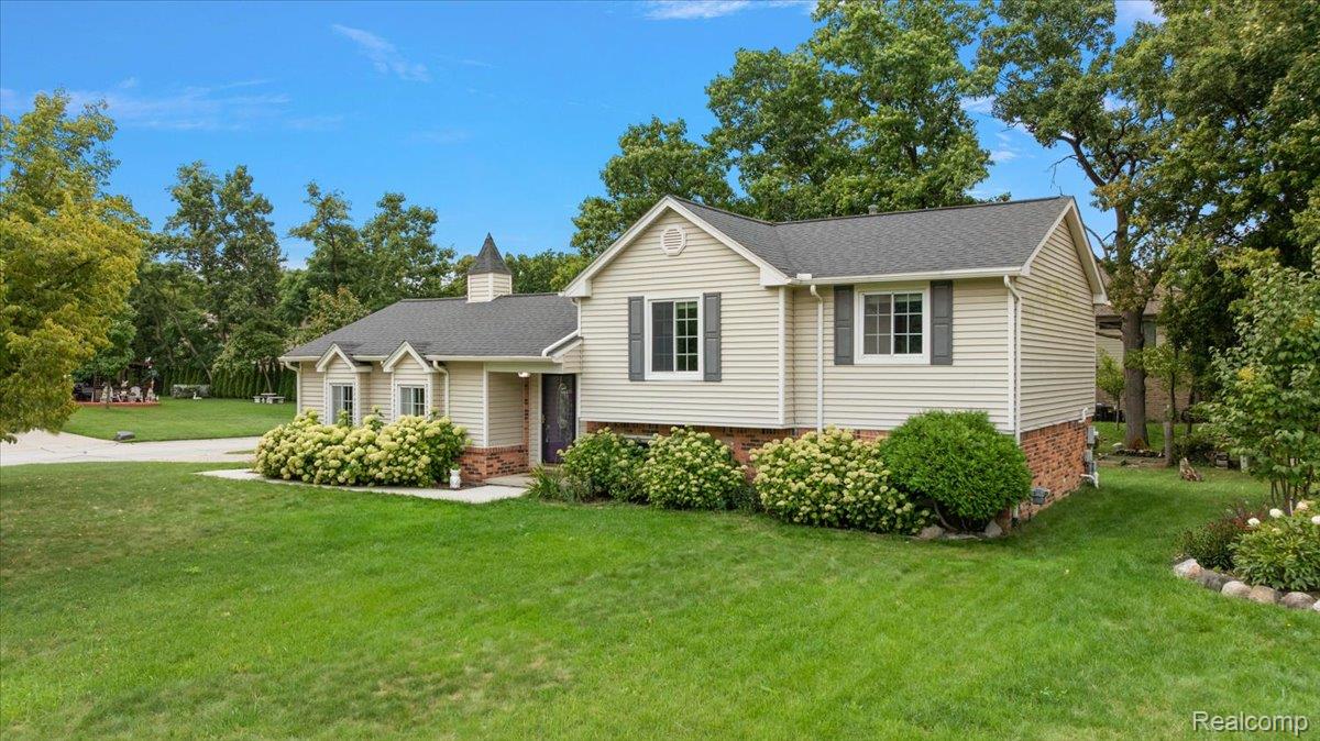 759 Kentucky Drive Rochester, MI 48307 - Photo 38 of 46 11-759 Kentucky-11.jpg