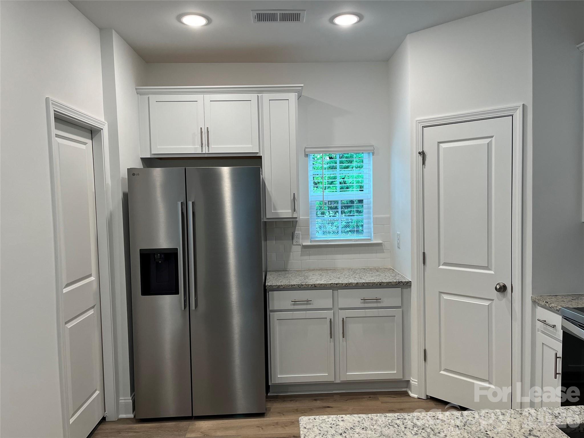 3220 Butler Hl Drive Matthews, NC 28105 - Photo 4 of 11