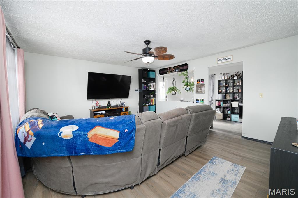 24025 Turtle Lane St. Robert, MO 65584 - Photo 5 of 39