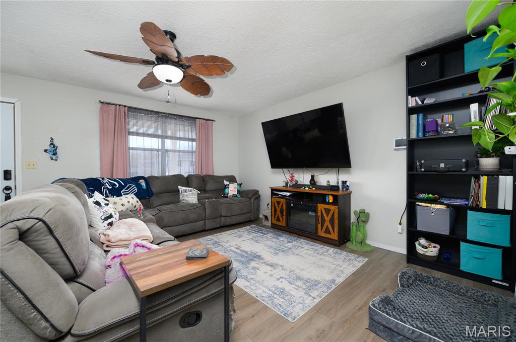 24025 Turtle Lane St. Robert, MO 65584 - Photo 9 of 39