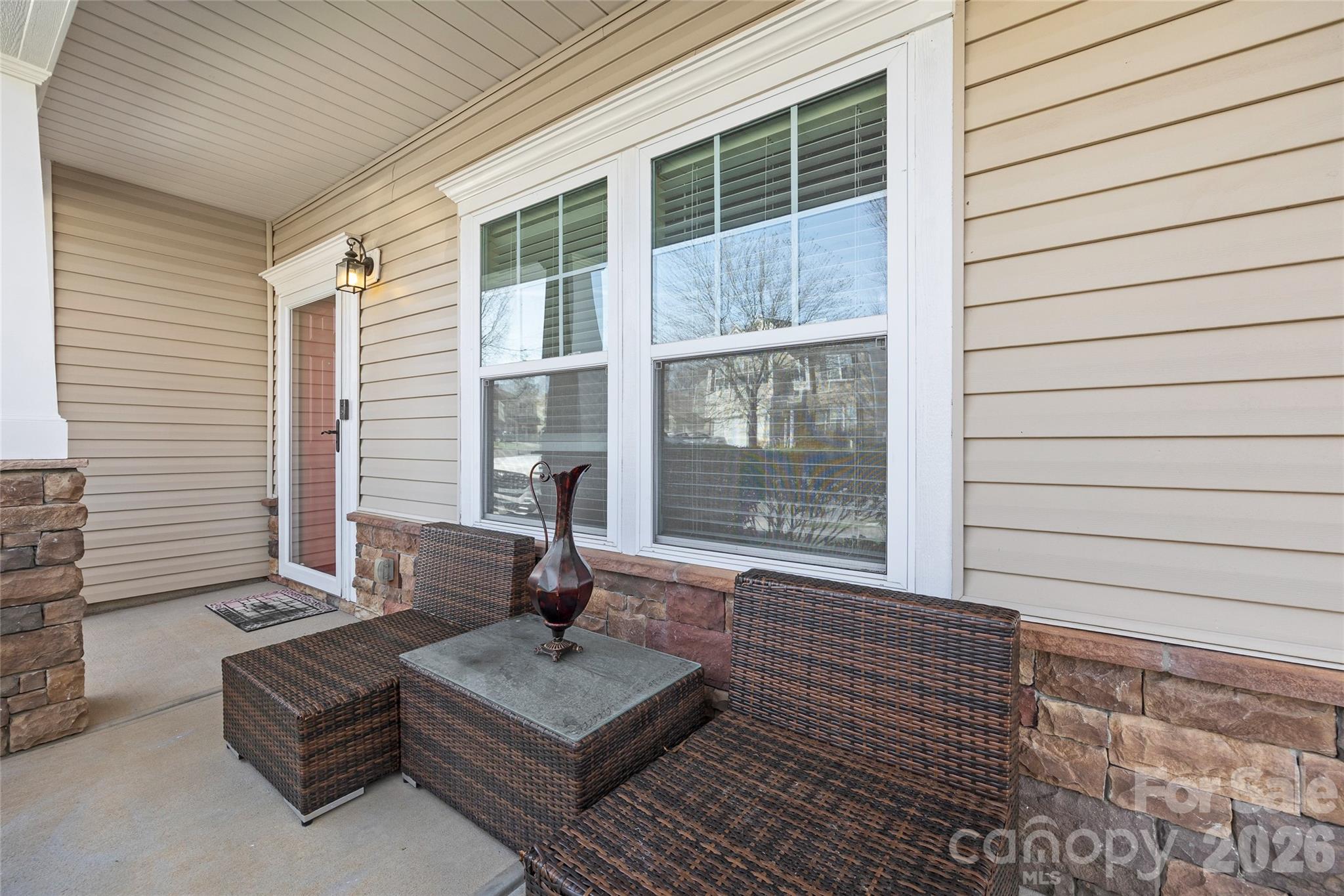 621 Rook Road Charlotte, NC 28216 - Photo 2 of 33 Gallery Image 2