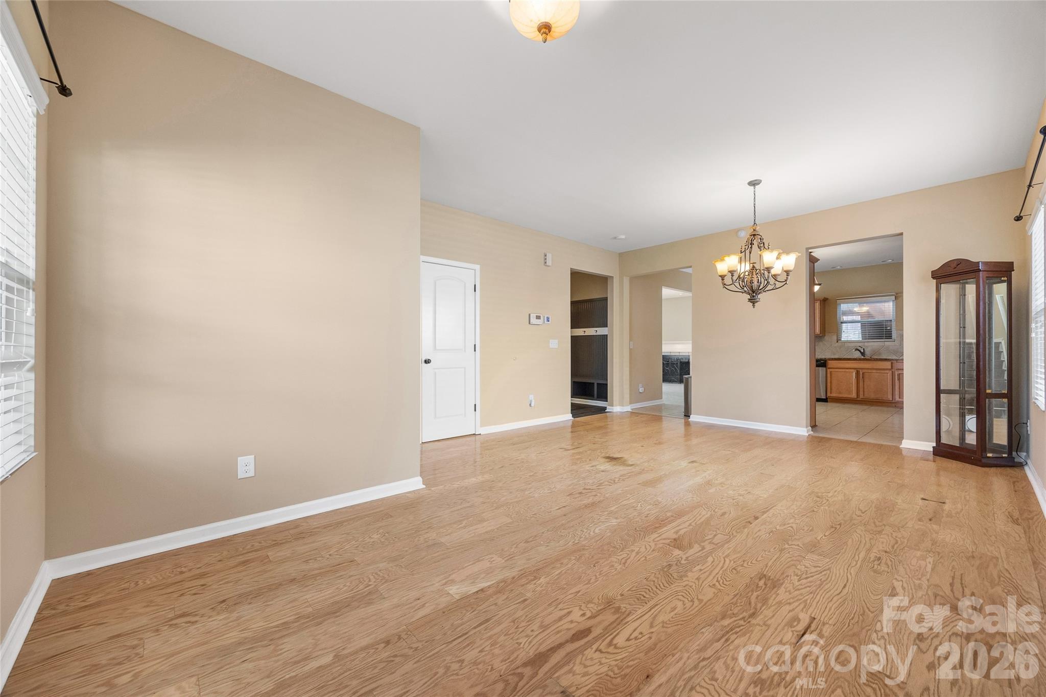 621 Rook Road Charlotte, NC 28216 - Photo 3 of 33 Gallery Image 3