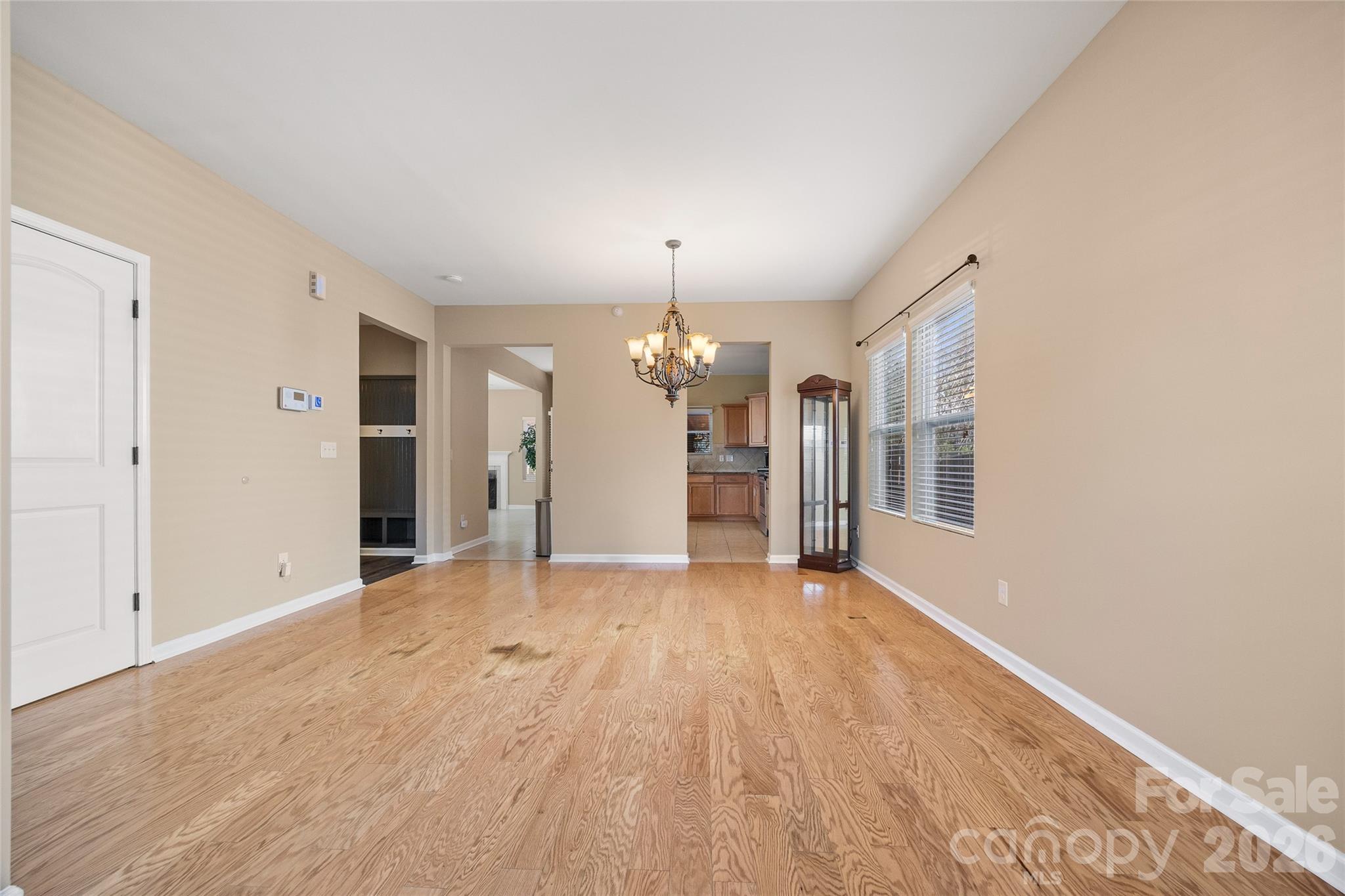 621 Rook Road Charlotte, NC 28216 - Photo 5 of 33 Gallery Image 5