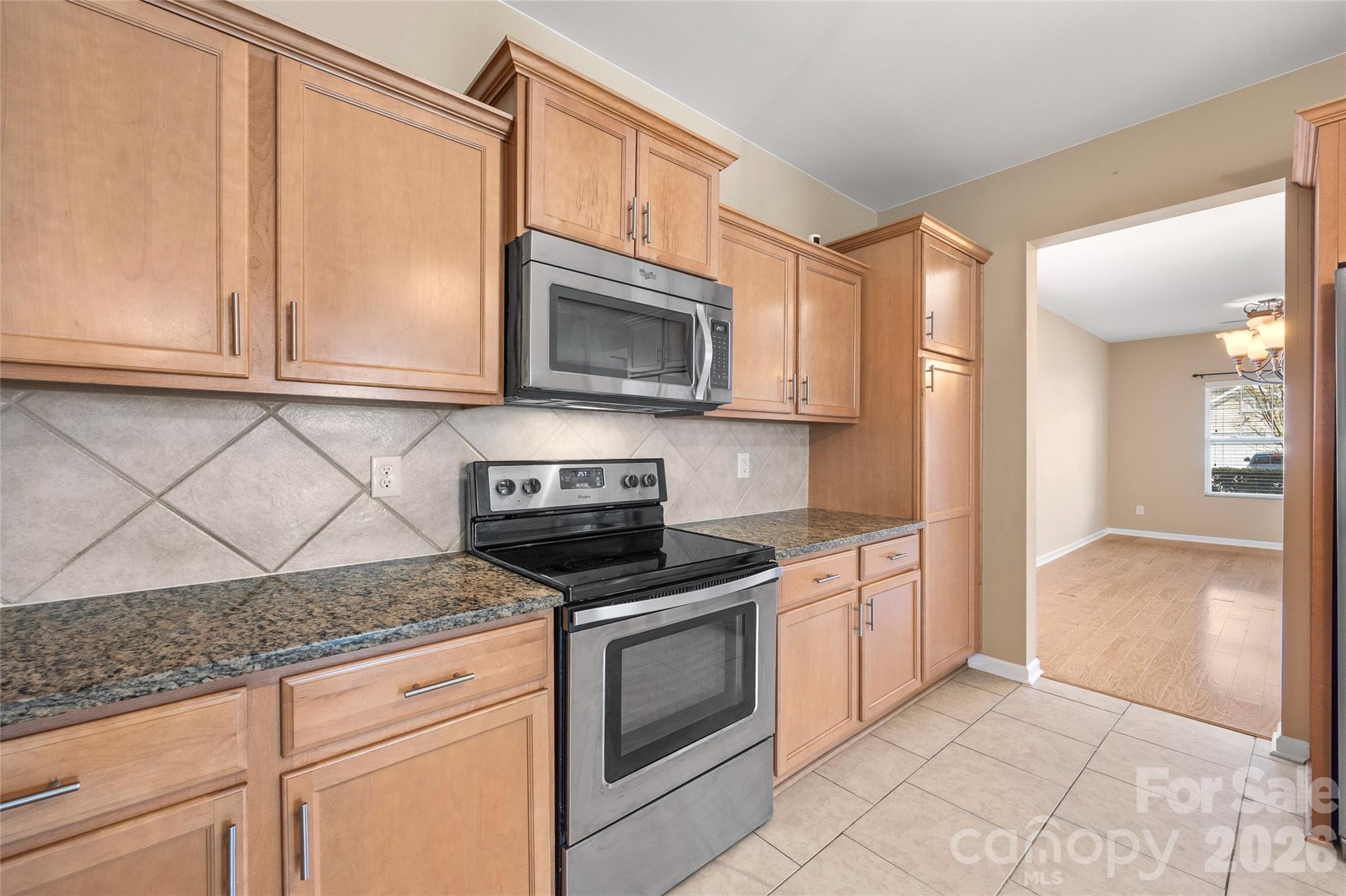 621 Rook Road Charlotte, NC 28216 - Photo 7 of 33 Gallery Image 7