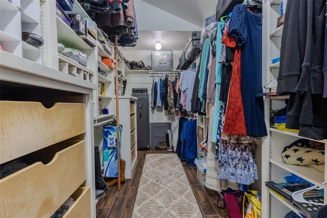 $575,000 | 202 RS County Road 4263, Emory, TX 75440