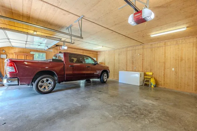 $575,000 | 202 RS County Road 4263, Emory, TX 75440