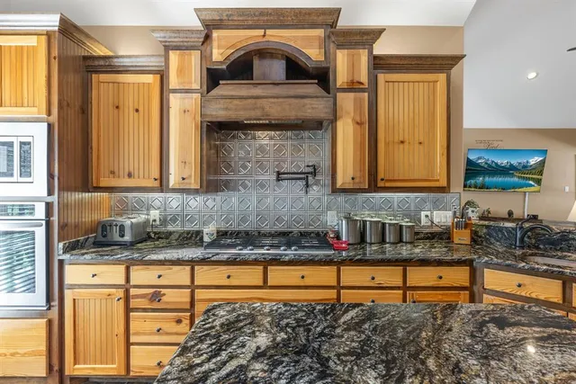 $589,998 | 202 RS County Road 4263, Emory, TX 75440