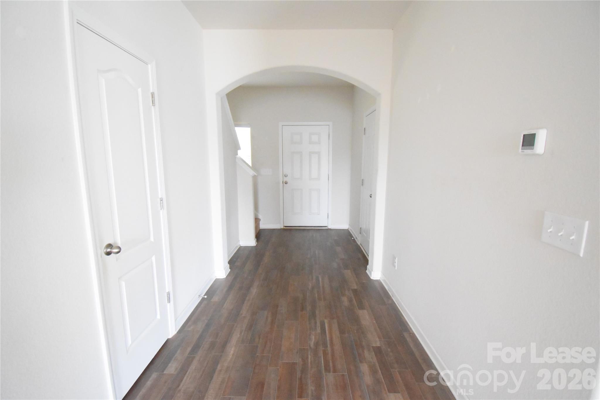 9709 Weikert Road Charlotte, NC 28215 - Photo 4 of 28