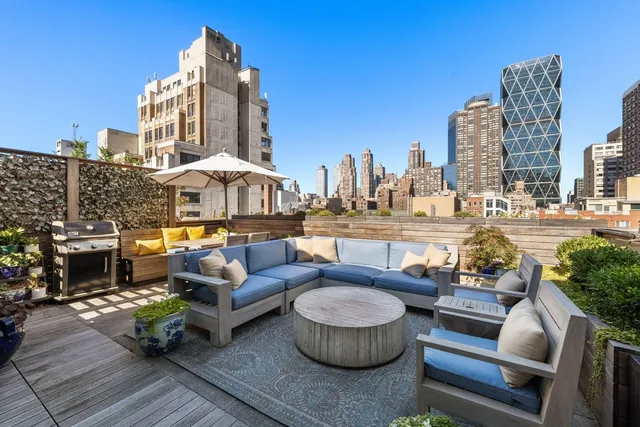 $3,200,000 | 318 West 52nd Street, Unit PHA | Hell's Kitchen