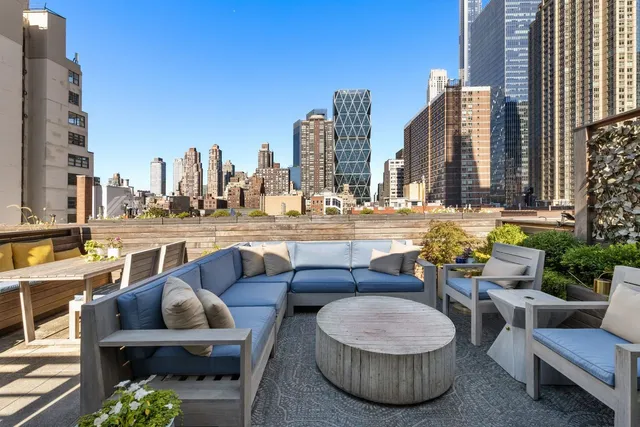 $3,200,000 | 318 West 52nd Street, Unit PHA | Hell's Kitchen