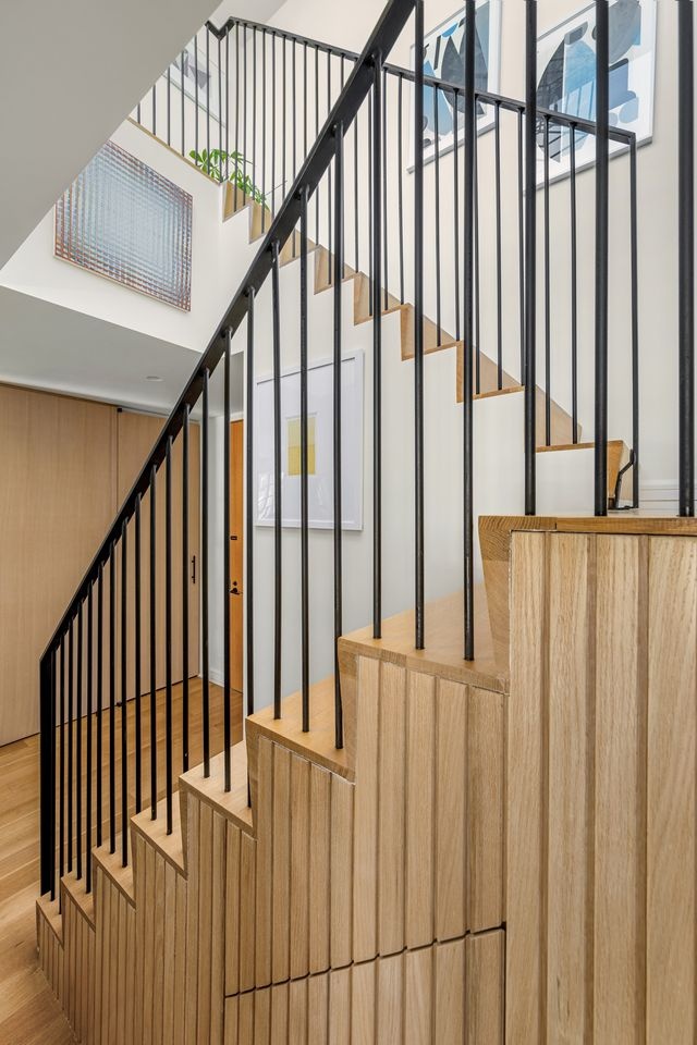 318 West 52nd Street, Unit PHA Manhattan, NY 10019 - Photo 12 of 23