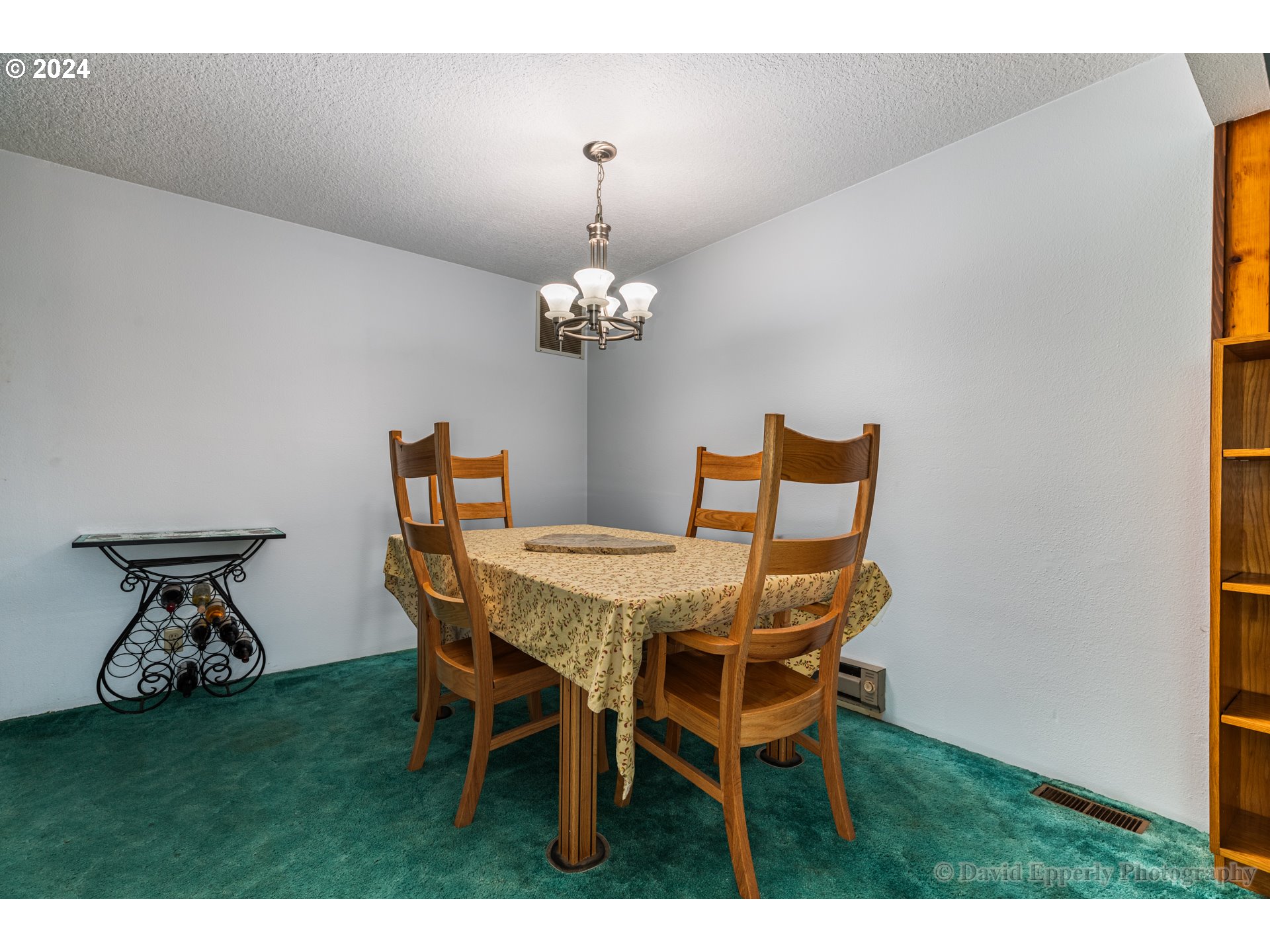65720 Anliker Road Deer Island, OR 97054 - Photo 6 of 31 Dining Room