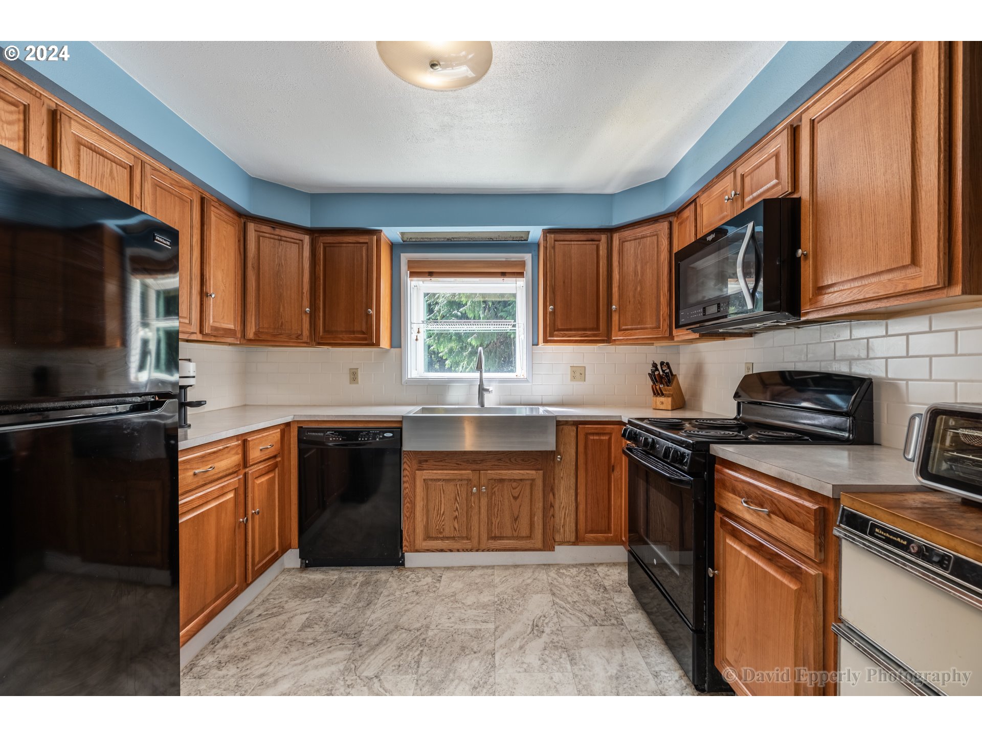 65720 Anliker Road Deer Island, OR 97054 - Photo 9 of 31 Kitchen