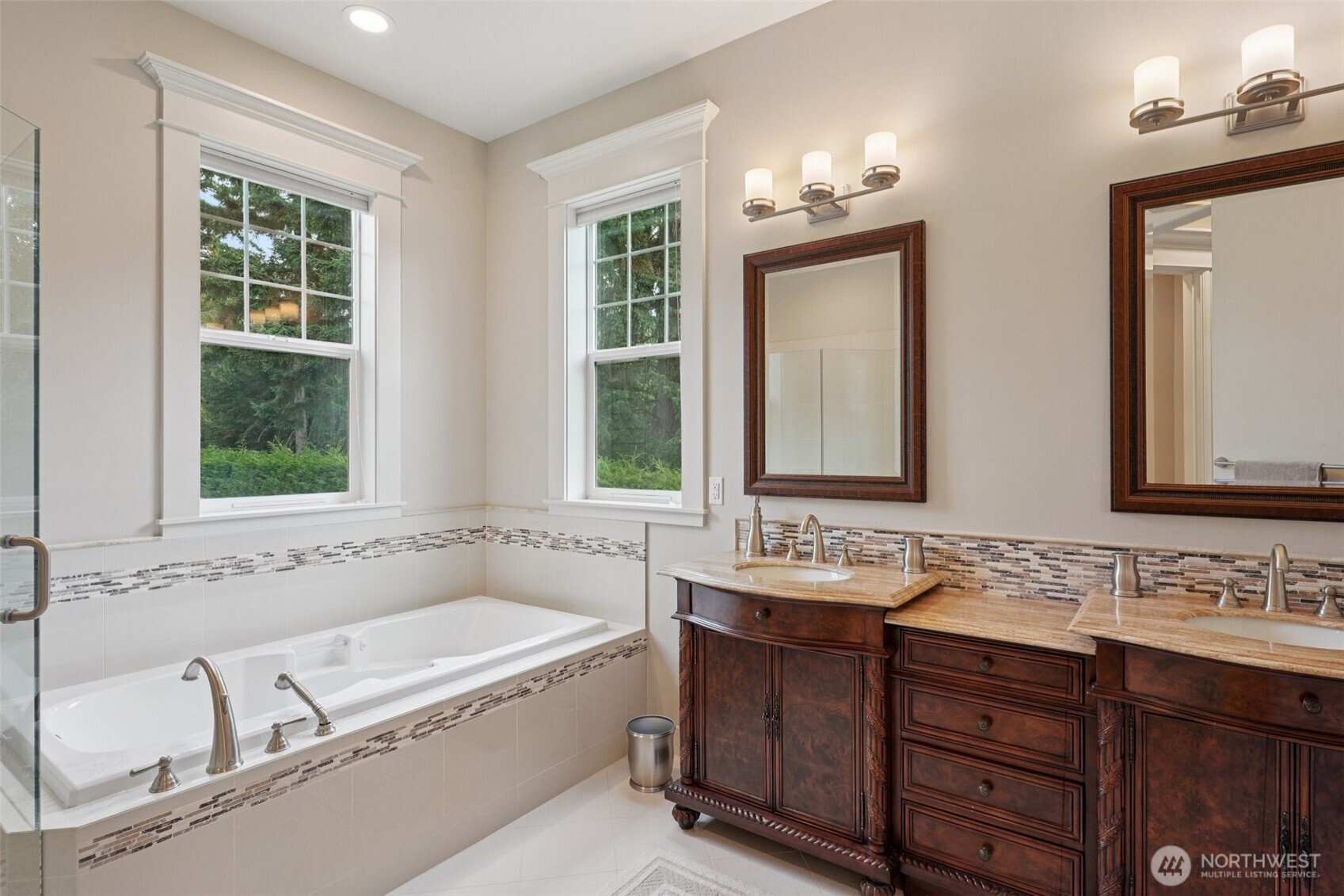 21201 Sweeney Road Southeast Maple Valley, WA 98038 - Photo 20 of 40 Gallery Image 20