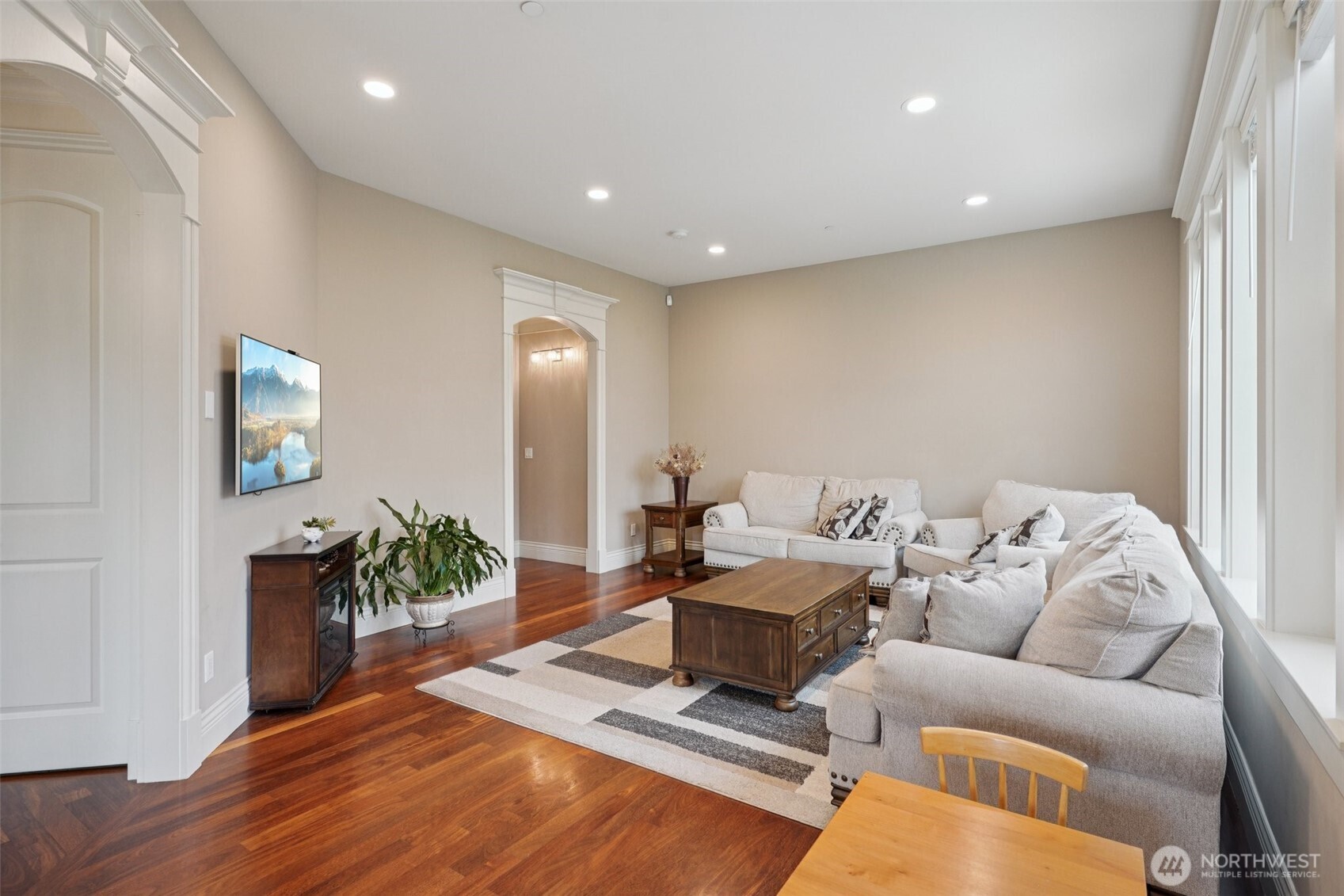 21201 Sweeney Road Southeast Maple Valley, WA 98038 - Photo 6 of 40 Gallery Image 6