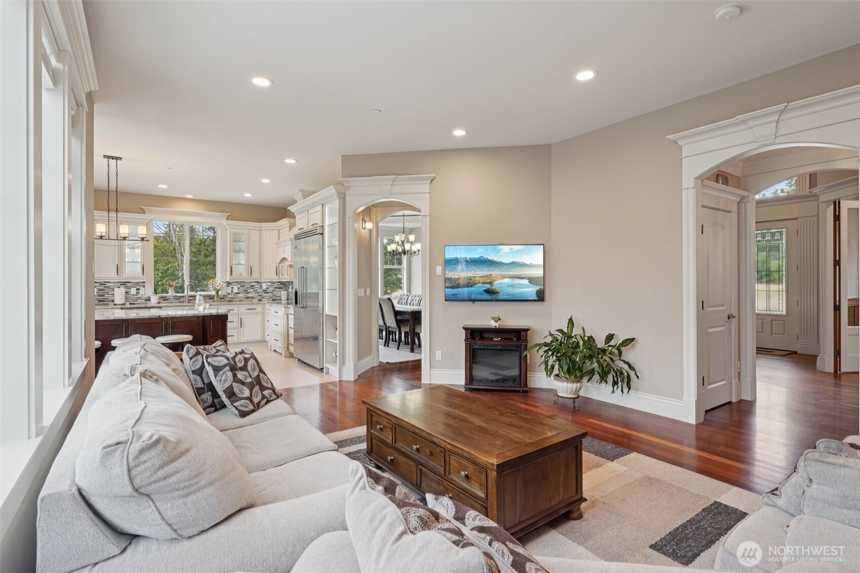 21201 Sweeney Road Southeast Maple Valley, WA 98038 - Photo 7 of 40 Gallery Image 7