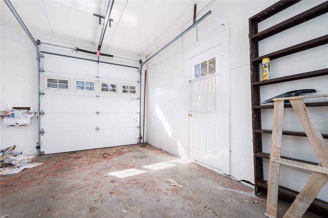 8 Druid Road Warwick, RI 02888 - Photo 18 of 34