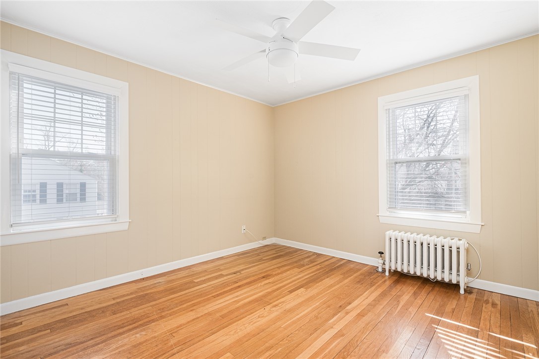 8 Druid Road Warwick, RI 02888 - Photo 24 of 34