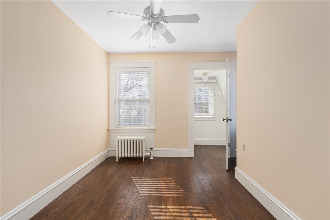 8 Druid Road Warwick, RI 02888 - Photo 26 of 34