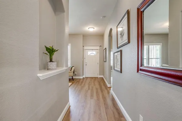 $515,000 | 220 Parkview Drive, Aledo, TX 76008