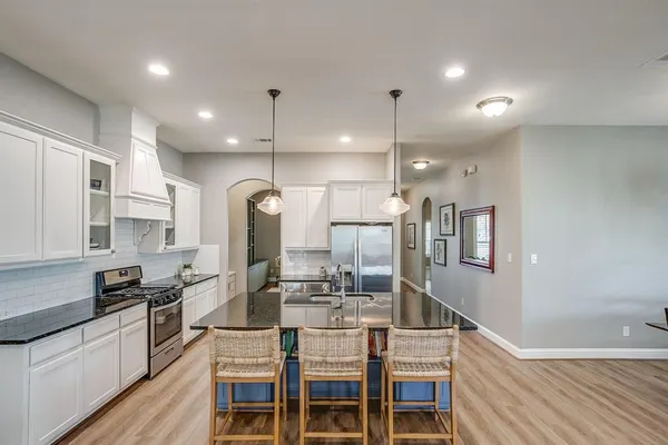 $515,000 | 220 Parkview Drive, Aledo, TX 76008